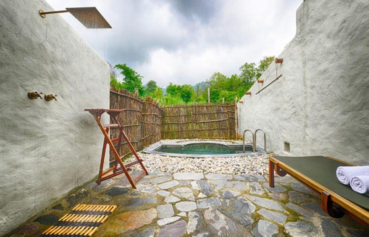 Paatlidun Safari Lodge, Jim Corbett Garjia Luaran gambar